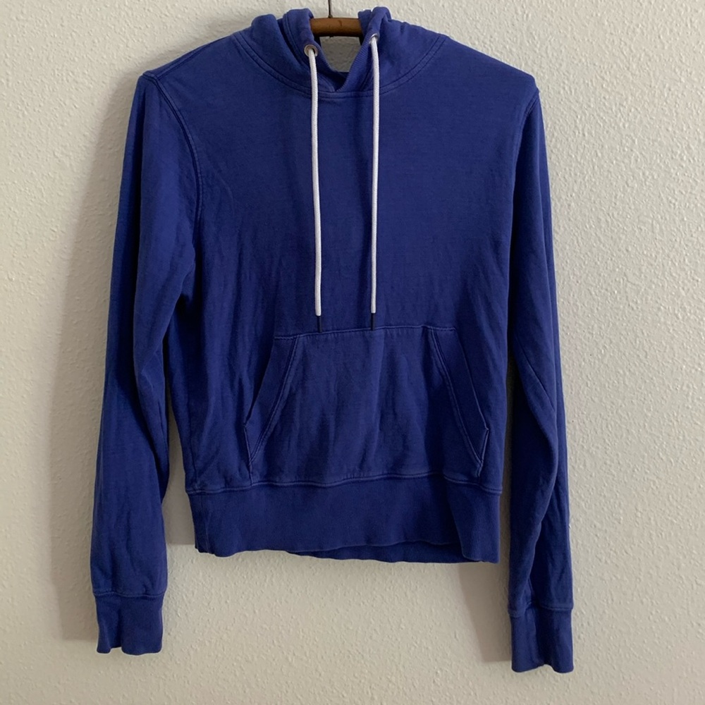 athleta women’s blue sweatshirt size small